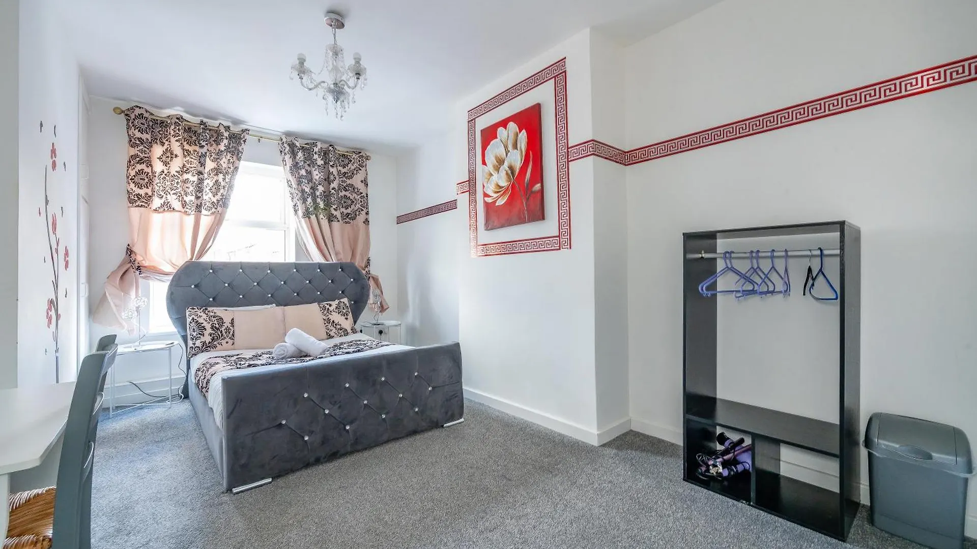 *Rb60Gp* For Your Most Relaxed & Cosy Stay + Free Parking + Free Fast Wifi * Морли 0*,  Великобритания